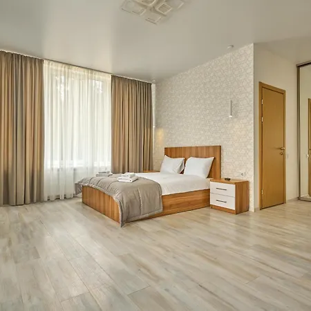 у борисовича & Hotel 4*