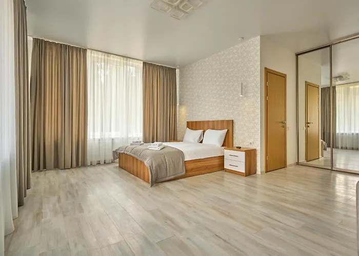 у борисовича & Otel 4*