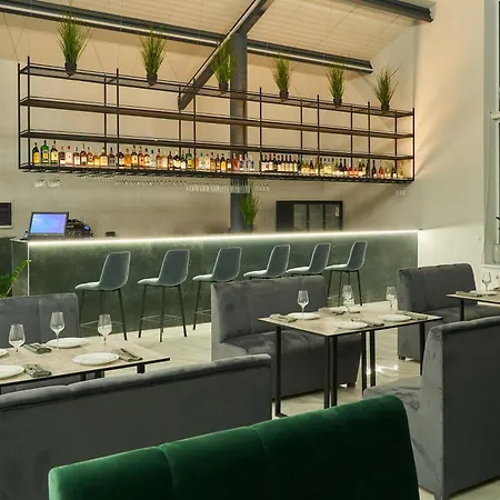 у борисовича & Hotel